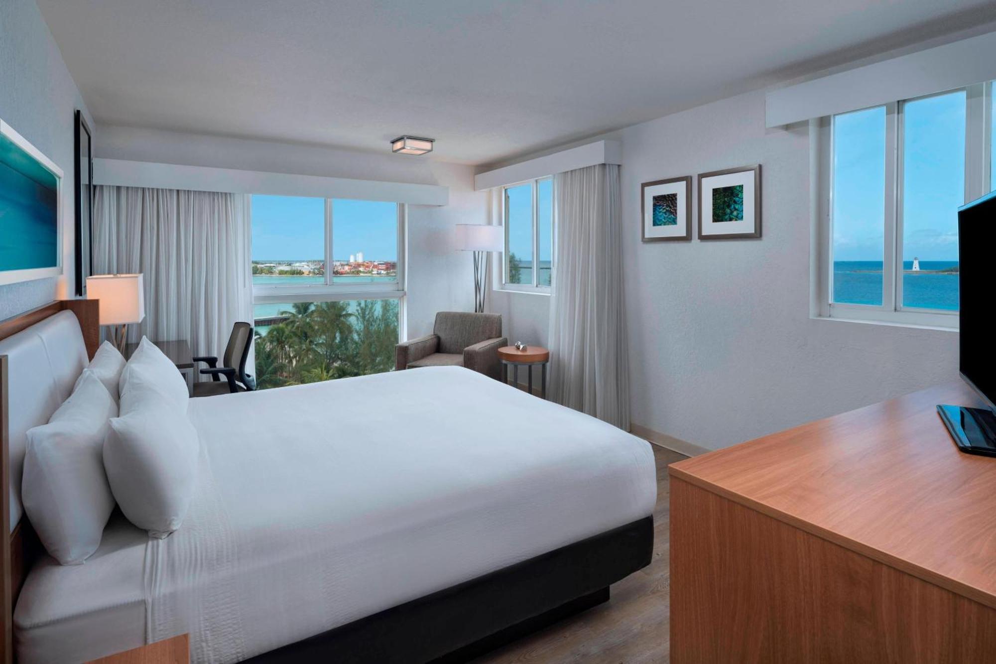 Courtyard By Marriott Nassau Downtown/Junkanoo Beach Eksteriør billede