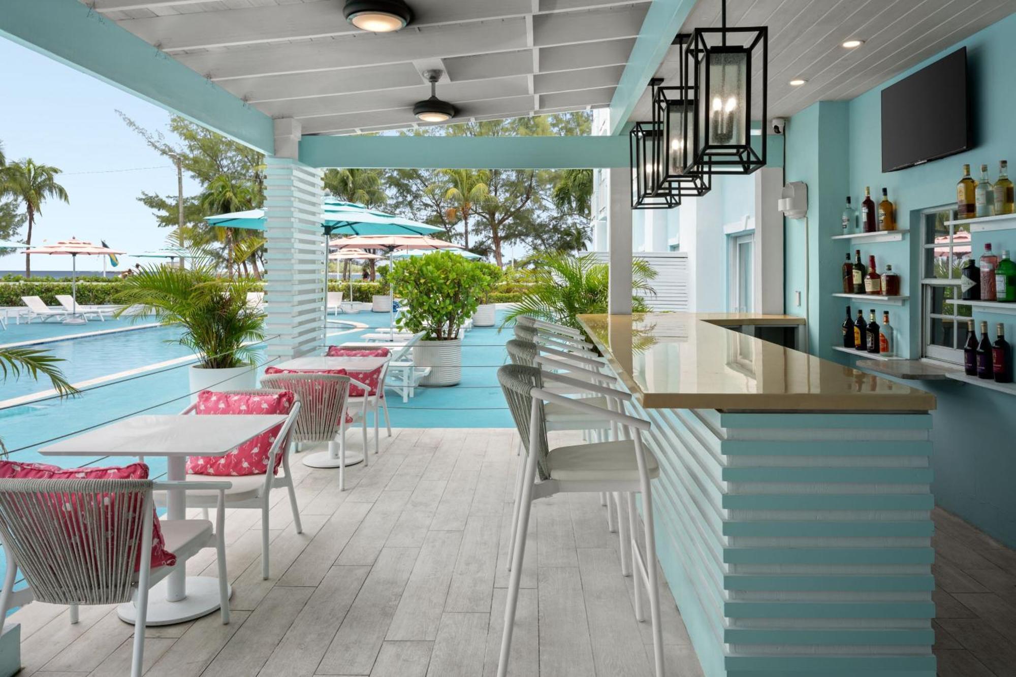 Courtyard By Marriott Nassau Downtown/Junkanoo Beach Eksteriør billede