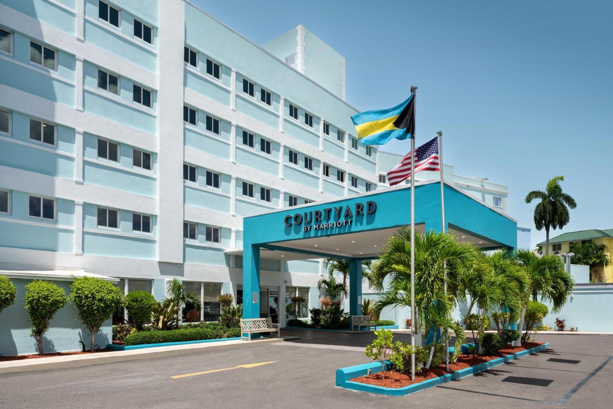 Courtyard By Marriott Nassau Downtown/Junkanoo Beach Eksteriør billede