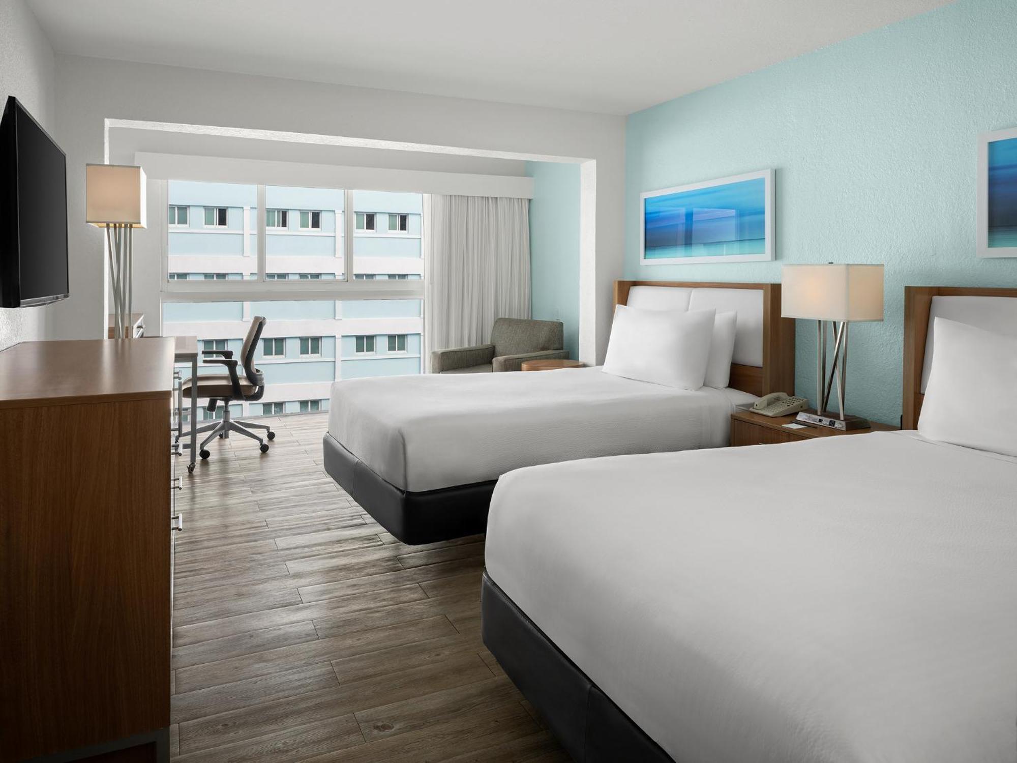 Courtyard By Marriott Nassau Downtown/Junkanoo Beach Eksteriør billede